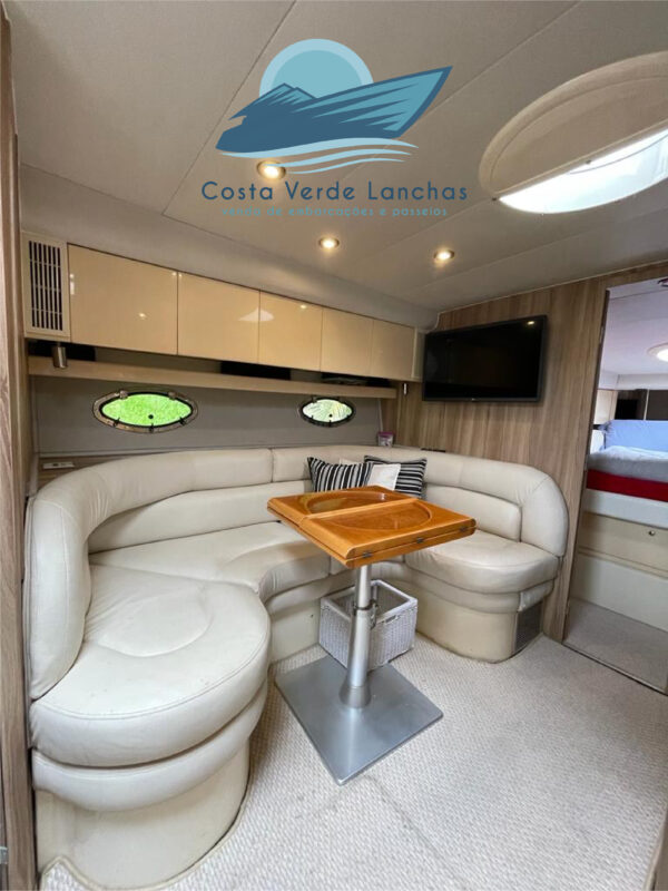 Lancha Fairline 37 Targa - Image 12