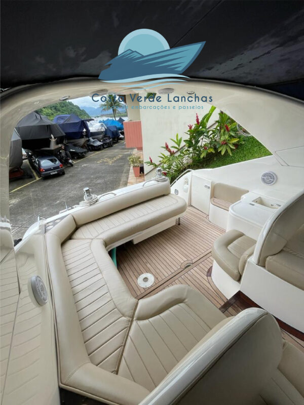 Lancha Fairline 37 Targa - Image 8