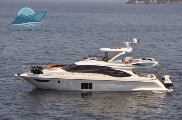 AZIMUT 60 pés - Ano 2011 Italiana