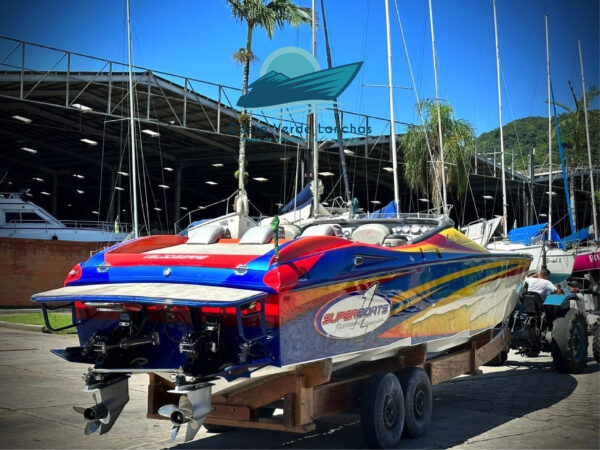 Superboats V 38 RX Refit