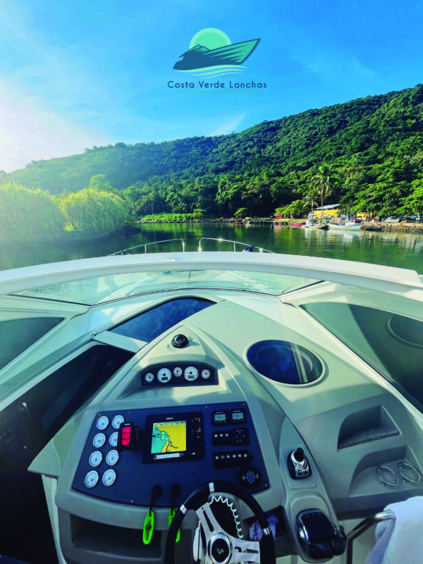 Lancha Beneteau Gran Turismo 38 pés Hardtop – Ano 2012 - Imagem 4