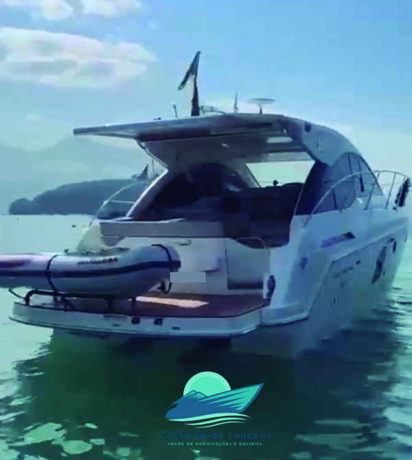 Lancha Beneteau Gran Turismo 38 pés Hardtop – Ano 2012 - Imagem 3