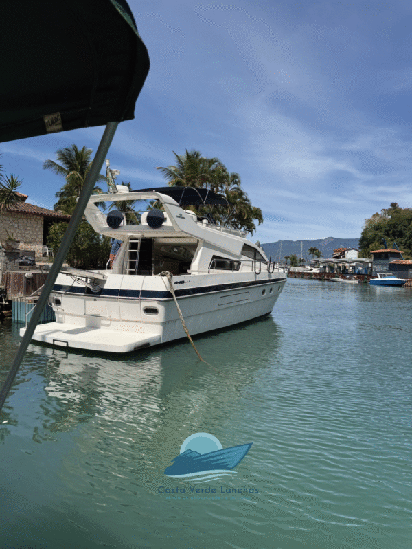 Lancha INTERMARINE 440 FULL – 44 pés - Ano 1998 - Imagem 3